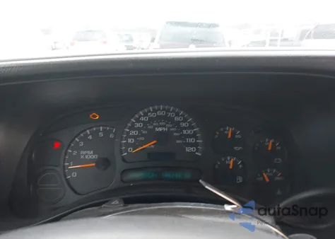 2005 Chevrolet Silverado 1500 Work Truck from USA, damaged, VIN 1GCEC14X25Z311748